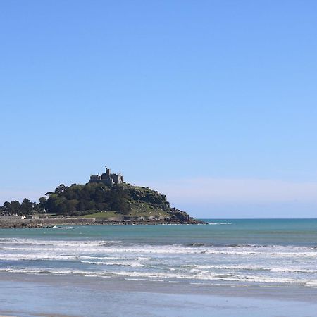 Lowena Penzance Luaran gambar